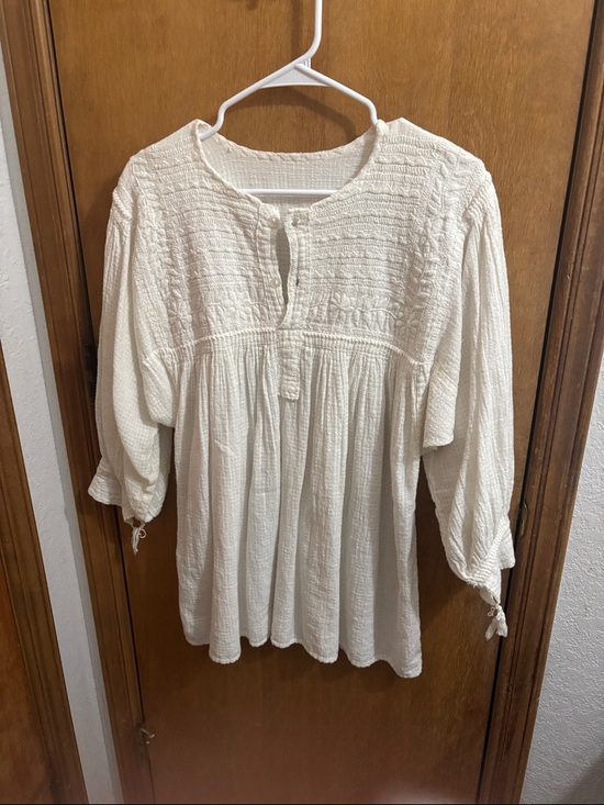 Free People Tops - Free People Cream Textured Peasant Tunic